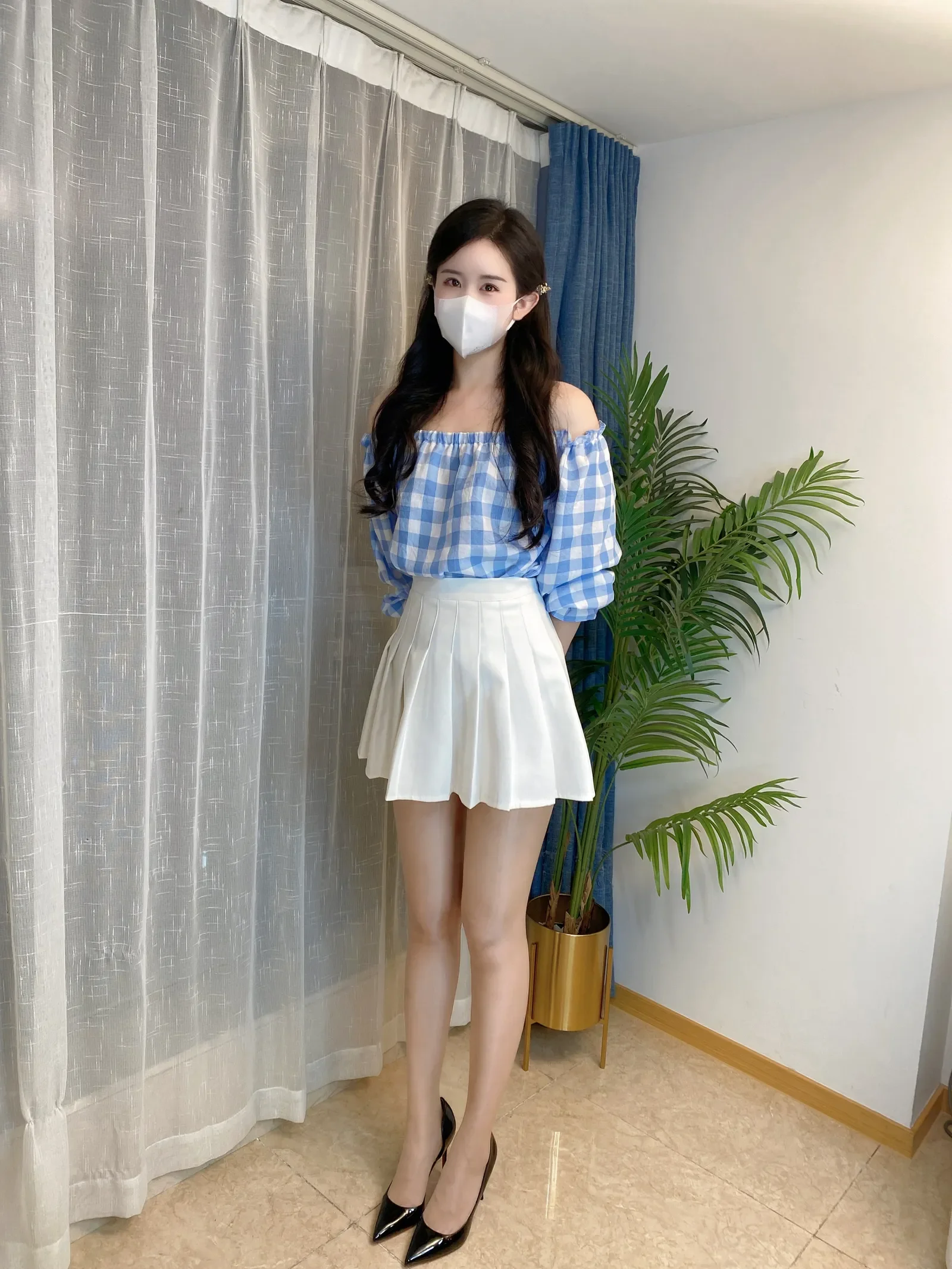 July芝岚 – 虾线油亮 [33P]-秀图阁