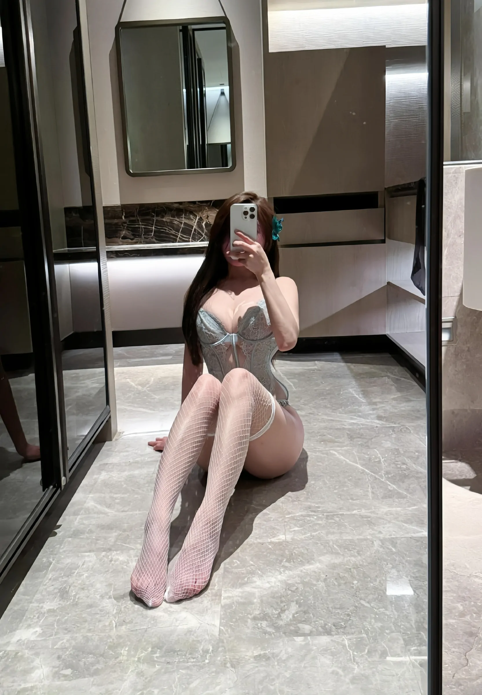 奔跑的晶螺儿 – 性感情趣蕾丝半腿白网丝 [24P]插图5